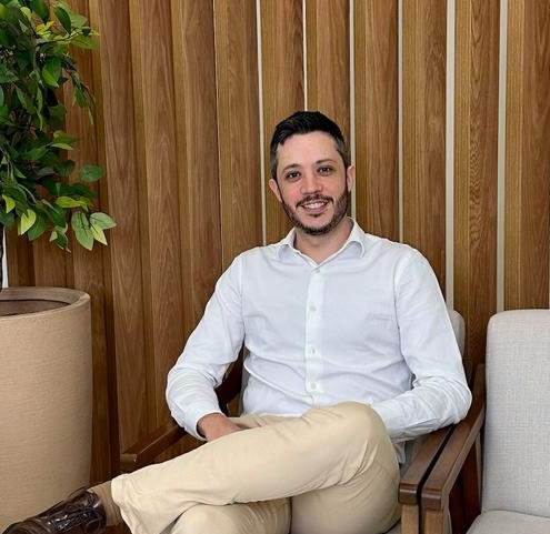 Dr. Henrique Ito Baldin